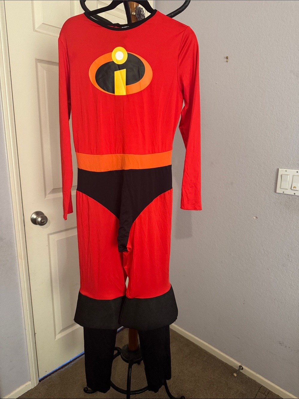 Mrs. Incredible Red Superhero Costume with Icon Chest